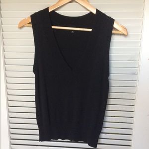 Black sweater vest by Express